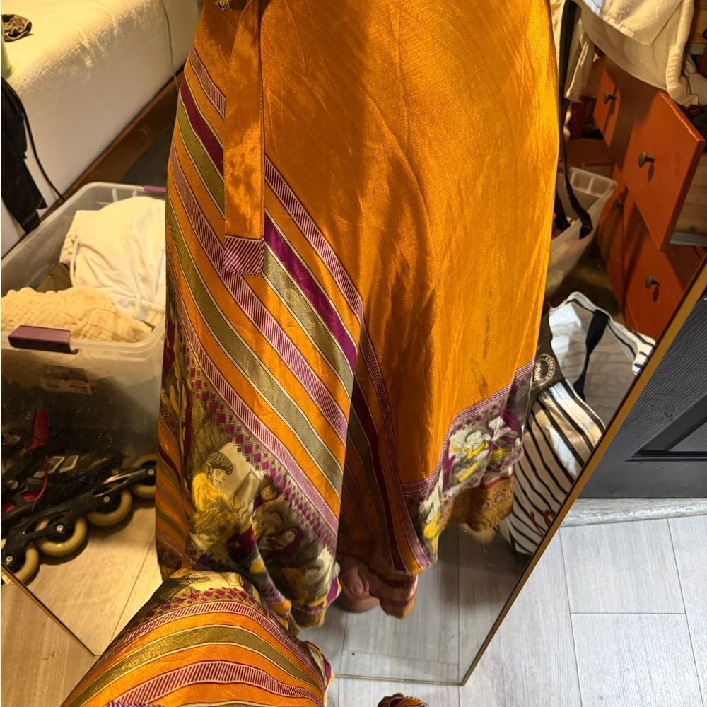Vibrant Multicolor Skirt with Artistic Pattern reversible silk art slirt